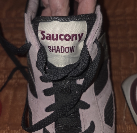 Saucony Women's Size 11 Charcoal and Pink Sneakers with Silver Accents - Picture 4 of 5